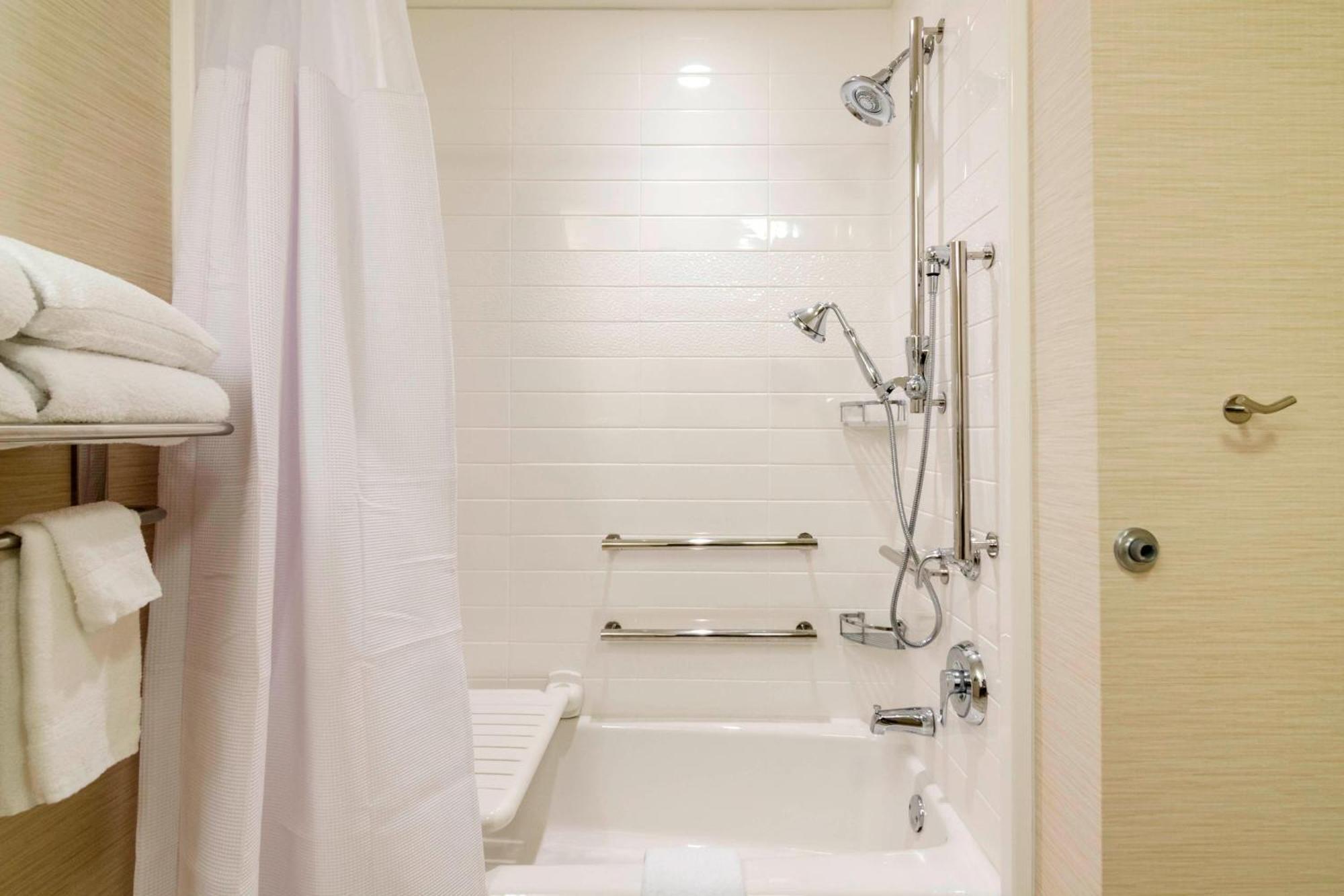 Fairfield Inn & Suites By Marriott Panama City Beach Upper Grand Lagoon Exteriér fotografie